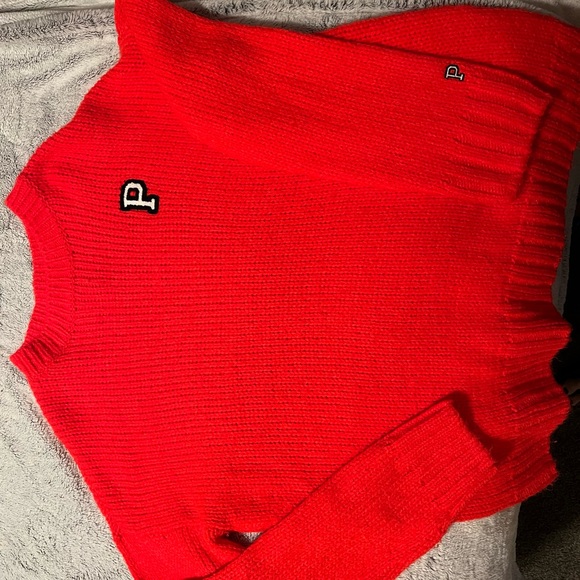 PINK Red sweater - Picture 1 of 2